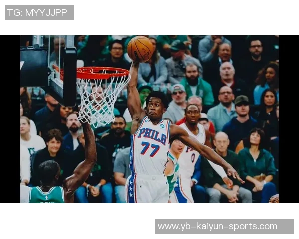 关键时刻不畏挑战埃奇库姆17投6中斩获17分8板9助攻表现出色 关键时刻不畏挑战埃奇库姆17投6中斩获17分8板9助攻表现出色