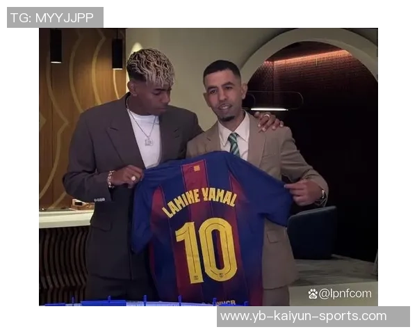 FC26年度蓝球员候选名单公布亚马尔拉菲中场入选梅西C罗再度争夺荣誉